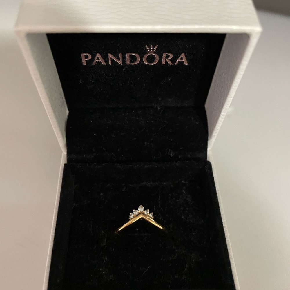 Pandora Tiara Wishbone Ring
